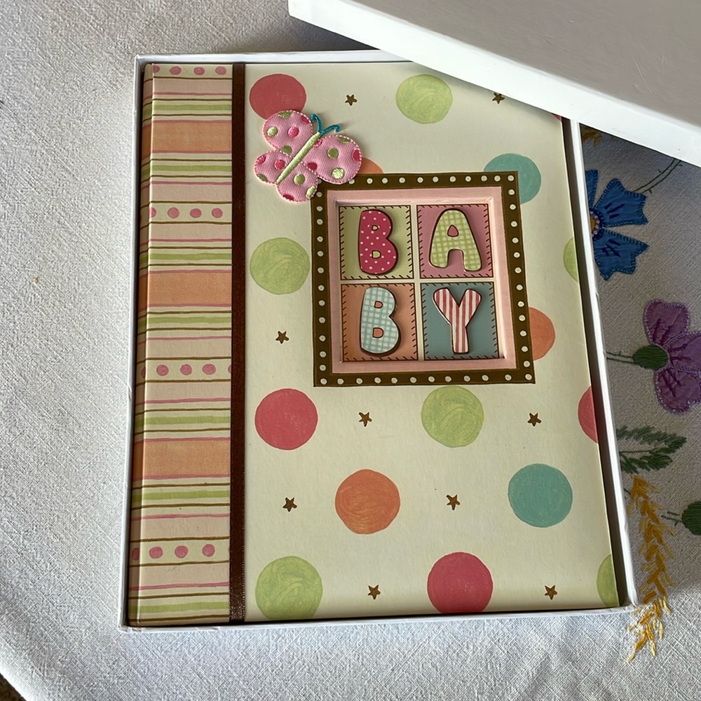 ABC and Me Memory Baby keepsake memory book, baby's first 5 years CR Gibson 2018